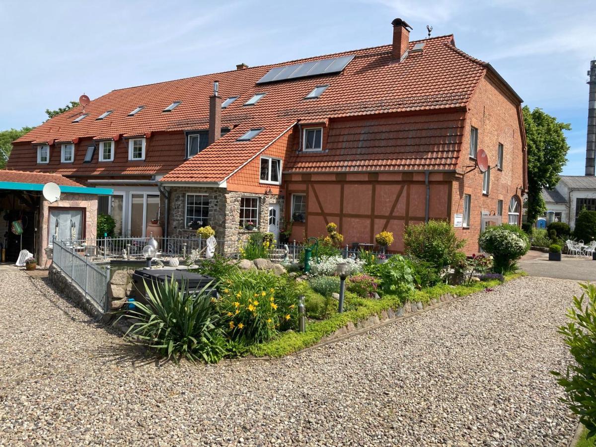 Landhausidyll Apartment Wohn- Und Schlafzimmer Klutz Kültér fotó